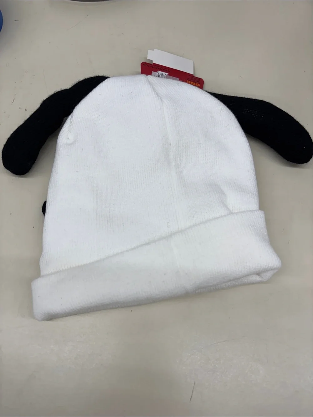 Peanuts Kids' Snoopy White & Black Knit Hat with Gloves Set